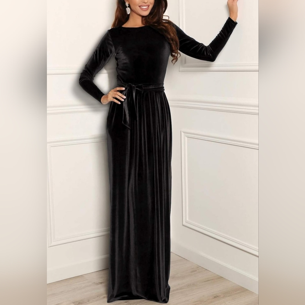 NWT Elegant Black Velvet Maxi Dress